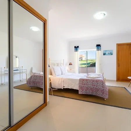 Moradia Serra E Mar Ferienhaus Nazaré