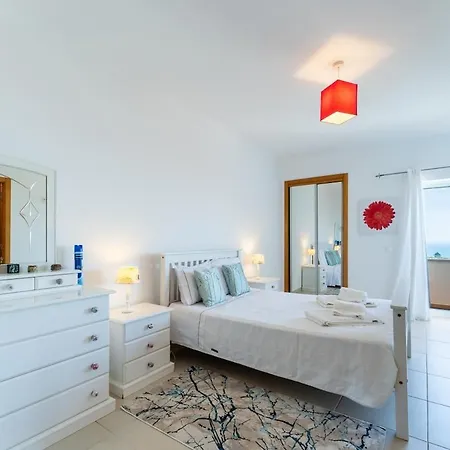 Ferienhaus Moradia Serra E Mar Nazaré
