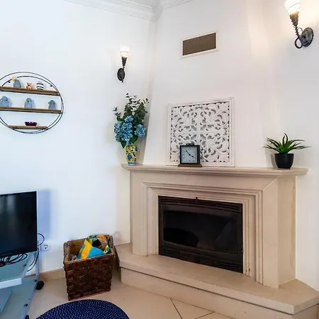Moradia Serra E Mar Ferienhaus